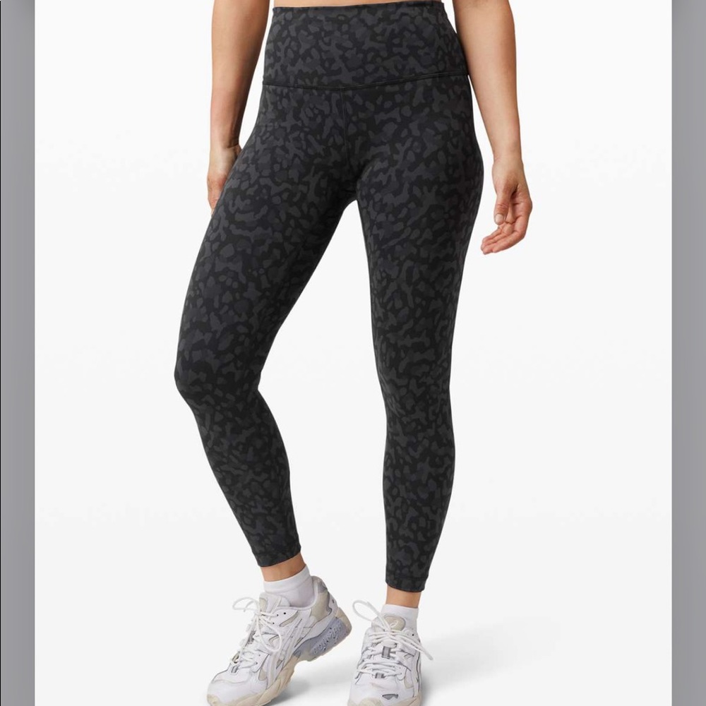 Lululemon wunder train 25 inch